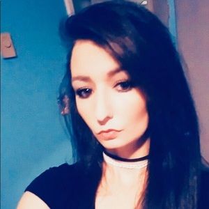 Meet your Posher, Shena